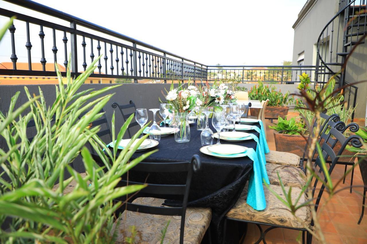 Galaxy Motel Kampala Exterior photo